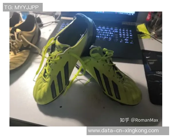 选择足球鞋颜色的最佳指南如何搭配提升你的球场表现