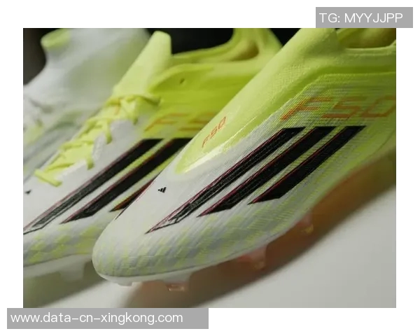 足球鞋清理技巧分享让你的球鞋焕然一新保持最佳状态的实用方法